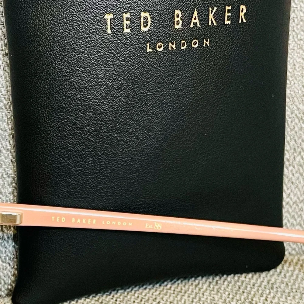 Ted Baker Full Rim Clubmaster Sunglasses w/ Leather Case - Black & Pink $189 NWT - Picture 6 of 9